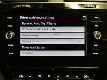 Volkswagen Golf 2.0 TSI GPF GTI Performance DSG (245 ps) - REVERSE CAM - HEATED 