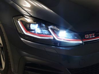 Volkswagen Golf 2.0 TSI GPF GTI Performance DSG (245 ps) - REVERSE CAM - HEATED 