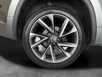 Skoda Kodiaq 1.5 TSI ACT SportLine DSG (7 Seat) (150 ps) - LED - SMARTLINK - 