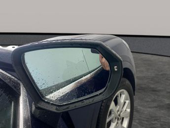 Audi Q3 2.0 TDI 40 Sport S Tronic quattro (190 ps) - LANE DEPARTURE  - B