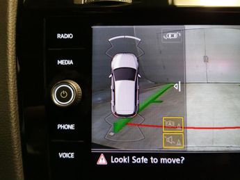 Volkswagen Golf 2.0 TSI GPF GTI Performance DSG (245 ps) - REVERSE CAM - HEATED 