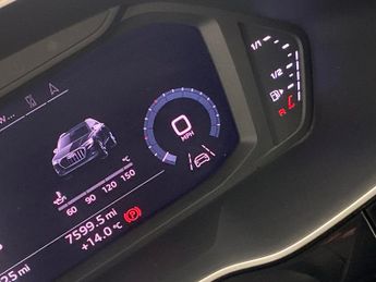 Audi Q3 2.0 TDI 40 Sport S Tronic quattro (190 ps) - LANE DEPARTURE  - B