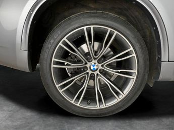 BMW X5 3.0 40d M Sport xDrive (313 ps) - THIRD-ROW SEATING - HK AUDIO