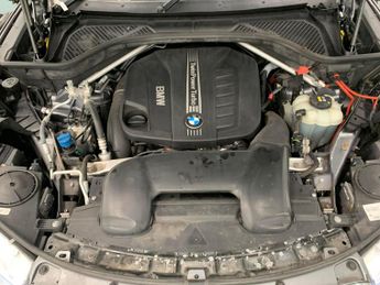 BMW X5 3.0 40d M Sport xDrive (313 ps) - THIRD-ROW SEATING - HK AUDIO