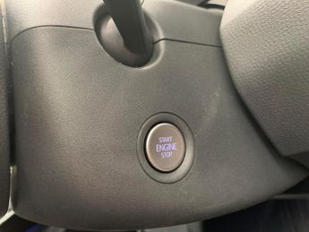 Volkswagen ID.3 Pro Performance 58kWh Life (204 ps) - REVERSE CAM - NAV - BLIND 
