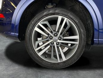Audi Q5 2.0 TDI 40 S line S Tronic quattro (190 ps) - SPORTS SEATS - DAB