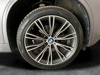 BMW X5 3.0 40d M Sport xDrive (313 ps) - THIRD-ROW SEATING - HK AUDIO