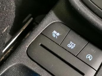 Ford Puma 1.0T EcoBoost MHEV Titanium DCT (125 ps) - CLOTH - EBONY - CARPL