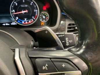 BMW X5 3.0 40d M Sport xDrive (313 ps) - THIRD-ROW SEATING - HK AUDIO