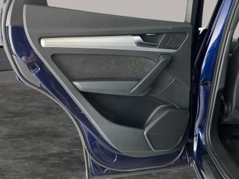 Audi Q5 2.0 TDI 40 S line S Tronic quattro (190 ps) - SPORTS SEATS - DAB