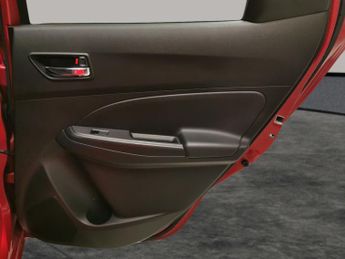 Suzuki Swift 1.2 Dualjet MHEV SZ5 CVT (83 ps) - LED - NAV - BLIND SPOT ASSIST