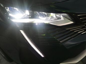 Peugeot 3008 1.6 13.2kWh Allure Plug-in e-EAT (225 ps) - BLIND SPOT ASSIST