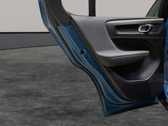 Volvo C40 Twin Recharge 78kWh Ultimate AWD (408 ps) - HK AUDIO - SURROUND