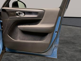 Volvo C40 Twin Recharge 78kWh Ultimate AWD (408 ps) - HK AUDIO - SURROUND 