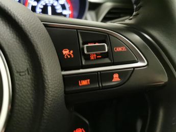 Suzuki Swift 1.2 Dualjet MHEV SZ5 CVT (83 ps) - LED - NAV - BLIND SPOT ASSIST