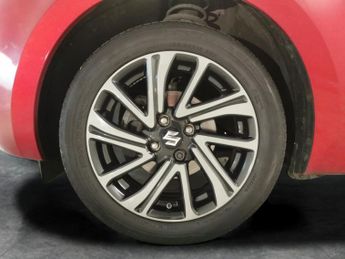 Suzuki Swift 1.2 Dualjet MHEV SZ5 CVT (83 ps) - LED - NAV - BLIND SPOT ASSIST