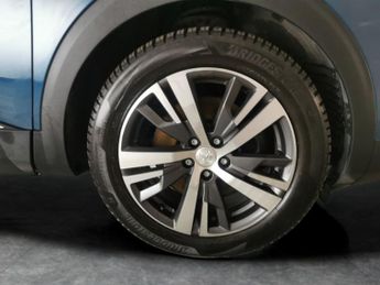 Peugeot 3008 1.6 13.2kWh Allure Plug-in e-EAT (225 ps) - BLIND SPOT ASSIST