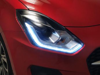 Suzuki Swift 1.2 Dualjet MHEV SZ5 CVT (83 ps) - LED - NAV - BLIND SPOT ASSIST