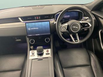 Jaguar F-PACE 2.0 D200 MHEV R-Dynamic SE AWD (204 ps) - CARPLAY - KEYLESS ENTR