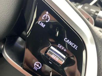 Jaguar F-PACE 2.0 D200 MHEV R-Dynamic SE AWD (204 ps) - CARPLAY - KEYLESS ENTR