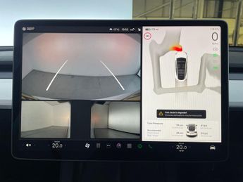 Tesla Model Y (Dual Motor) Long Range 4WDE (384 bhp) - REVERSE CAM - NAV - LEA