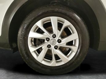 Hyundai Tucson 1.6 CRDi SE Nav DCT (136 ps) - CRUISE - SPEED LIMIT RECOG - 17IN