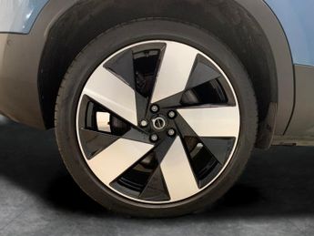 Volvo C40 Twin Recharge 78kWh Ultimate AWD (408 ps) - HK AUDIO - SURROUND