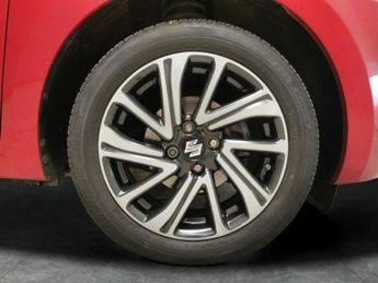 Suzuki Swift 1.2 Dualjet MHEV SZ5 CVT (83 ps) - LED - NAV - BLIND SPOT ASSIST