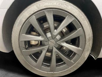 Tesla Model 3 (Dual Motor) Long Range 4WDE (346 ps) - AUTO PARK - LED - REVERS