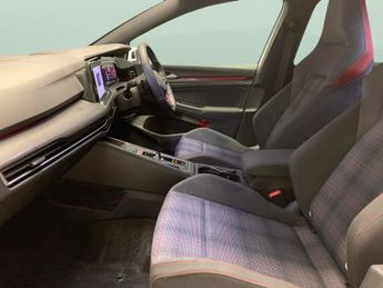 Volkswagen Golf 2.0 TSI GTI DSG (245 ps) - DIGITAL DASH - PADDLE SHIFT - PARK SE