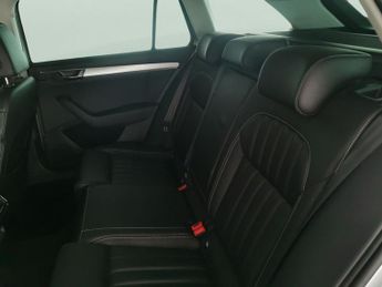 Skoda Superb 2.0 TDI SE Technology DSG (150 ps) - DRIVER MEMORY SEAT - BLIND 