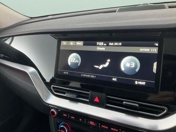 Kia Niro 64kWh 4+ (201 bhp) - CARPLAY - KEYLESS ENTRY - LED