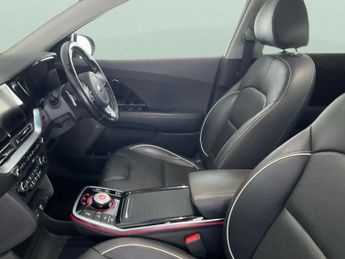 Kia Niro 64kWh 4+ (201 bhp) - CARPLAY - KEYLESS ENTRY - LED