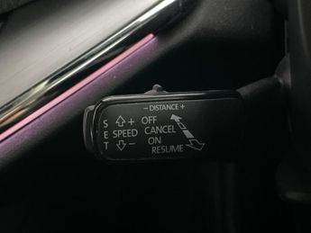 Skoda Enyaq 62kWh 60 (179 ps) - PARKING PACKAGE - COMFORT SEAT PACK - FAMILY