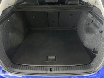 Skoda Enyaq 62kWh 60 (179 ps) - PARKING PACKAGE - COMFORT SEAT PACK - FAMILY