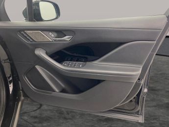Jaguar I-PACE 400 90kWh SE 4WD (400 ps) - HEATED STEERING - LANE DEPARTURE 