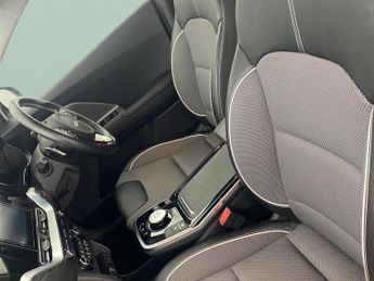 Kia Niro 39kWh 2 (134 bhp) - PADDLE SHIFT - 17IN ALLOYS - AIR CON