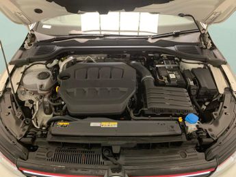 Volkswagen Golf 2.0 TSI GTI DSG (245 ps) - DIGITAL DASH - PADDLE SHIFT - PARK SE