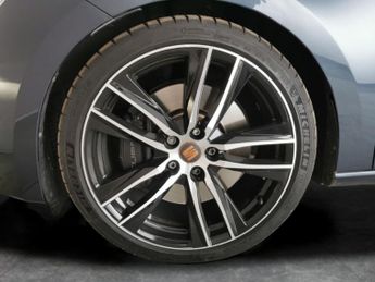 Seat Leon 2.0 TSI Cupra 290 DSG (290 ps) - PADDLE SHIFT - PARK SENSORS