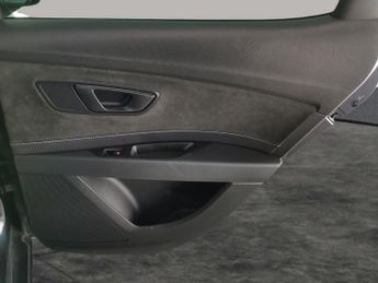 Seat Leon 2.0 TSI Cupra 290 DSG (290 ps) - PADDLE SHIFT - PARK SENSORS