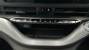 Fiat 500e 42kWh La Prima (118 ps) - SPEED LIMIT RECOG - AIR CON - KEYLESS 