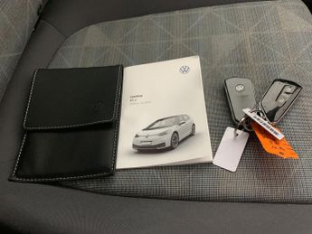 Volkswagen ID.3 Pure Performance 45kWh Life (150 ps) - ACTIVE LANE ASSIST - LED 