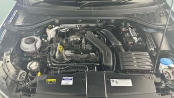 Volkswagen T-Roc 1.5 TSI GPF EVO SEL DSG (150 ps) - HIGH BEAM ASSISTANT - ADAPT C