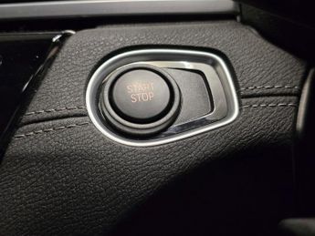 BMW X1 1.5 25e 10kWh Sport Plug-in xDrive (220 ps) - CARPLAY - PARK ASS