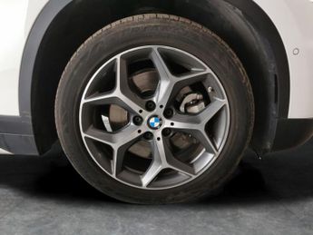 BMW X1 2.0 20d xLine xDrive (190 ps) - PARK ASSIST - REVERSE CAM - LUMB