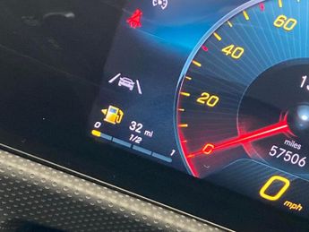 Mercedes-Benz CLA 1.3 CLA180 AMG Line Coupe 7G-DCT (136 ps) - LED - NAV - HEATED S