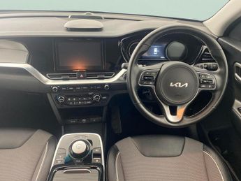 Kia Niro 39kWh 2 (134 bhp) - PADDLE SHIFT - 17IN ALLOYS - AIR CON