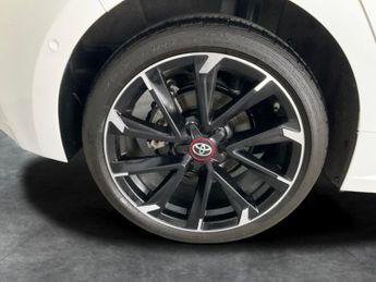 Toyota Corolla 1.8 VVT-h GPF GR SPORT CVT (122 ps) - AUTO PARK - LED - REVERSE