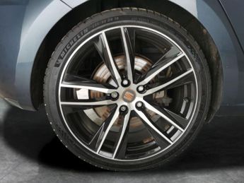 Seat Leon 2.0 TSI Cupra 290 DSG (290 ps) - PADDLE SHIFT - PARK SENSORS