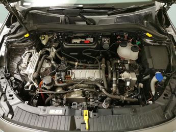 Mercedes-Benz EQA EQA 250 66.5kWh AMG Line (Premium) (190 ps) - HEATED SEATS - NAV